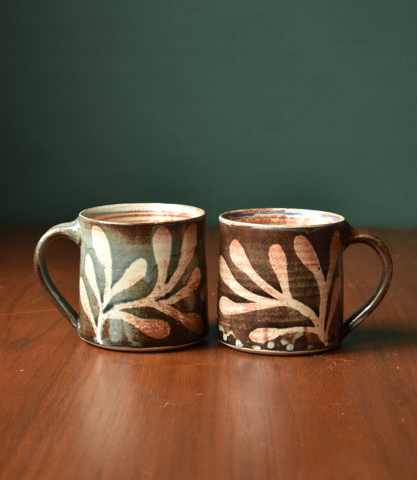 Mug in Brown/Blue Foliage