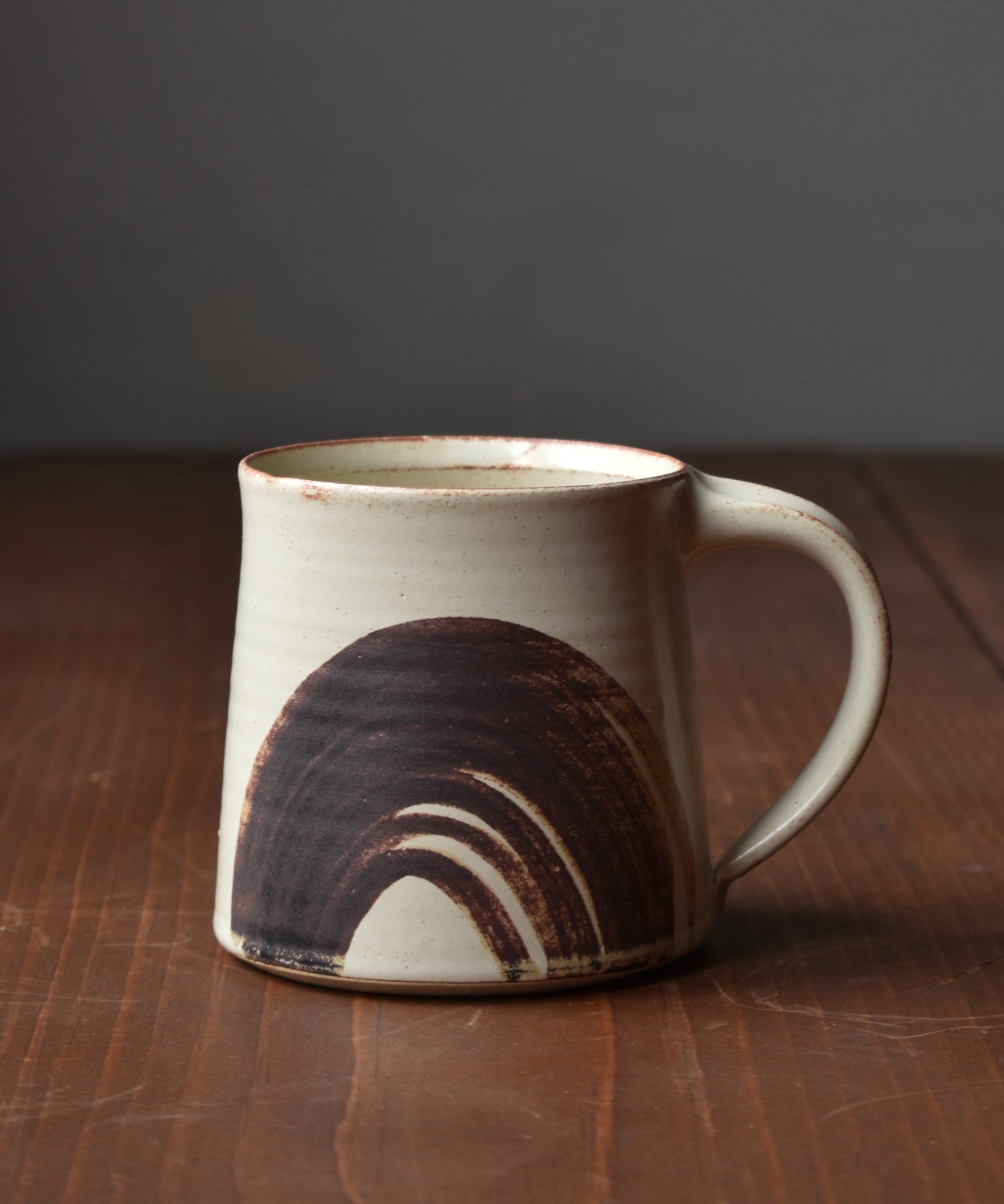 Large Mug in Rust/Cream - Arc