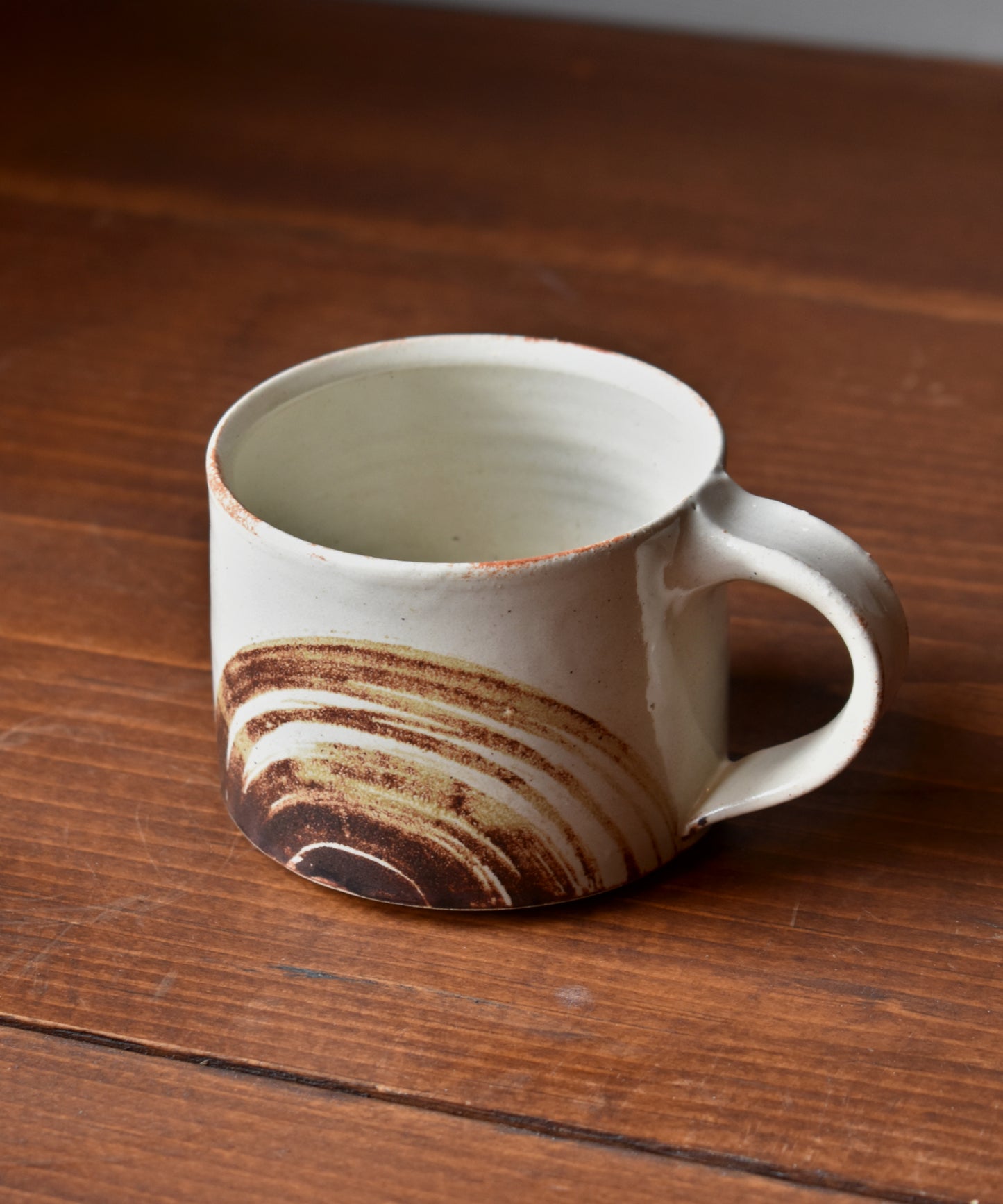 Medium Mug in Rust/Cream - Arc