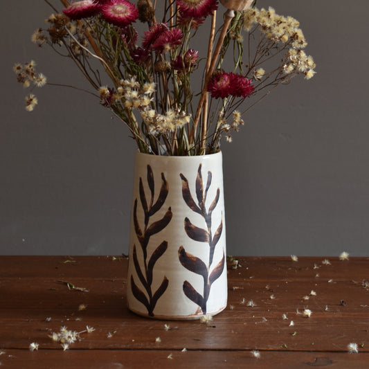 Vase in Rust/Cream